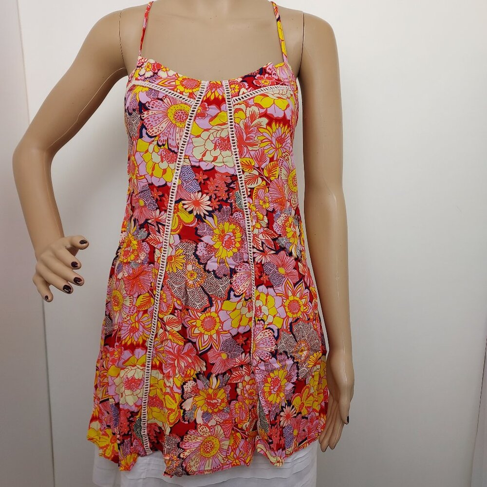FREE PEOPLE INTIMATELY MULTICOLOR FLORAL CROCHET SPAGHETTI STRAPS TOP SIZE: XS